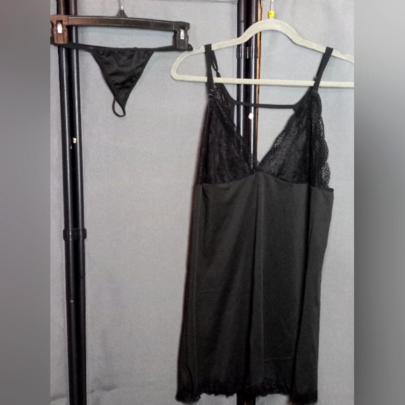 2 Peice Black Lingerie Set- medium - Picture 1 of 9